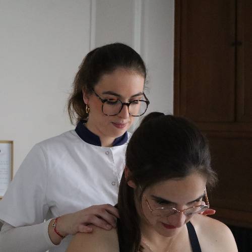 ATHINA DE VOGEL - Ostéopathe D.O